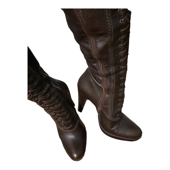 Charles David leather military platform knee high heeled boot, zip & lace up. 37 - Picture 7 of 16